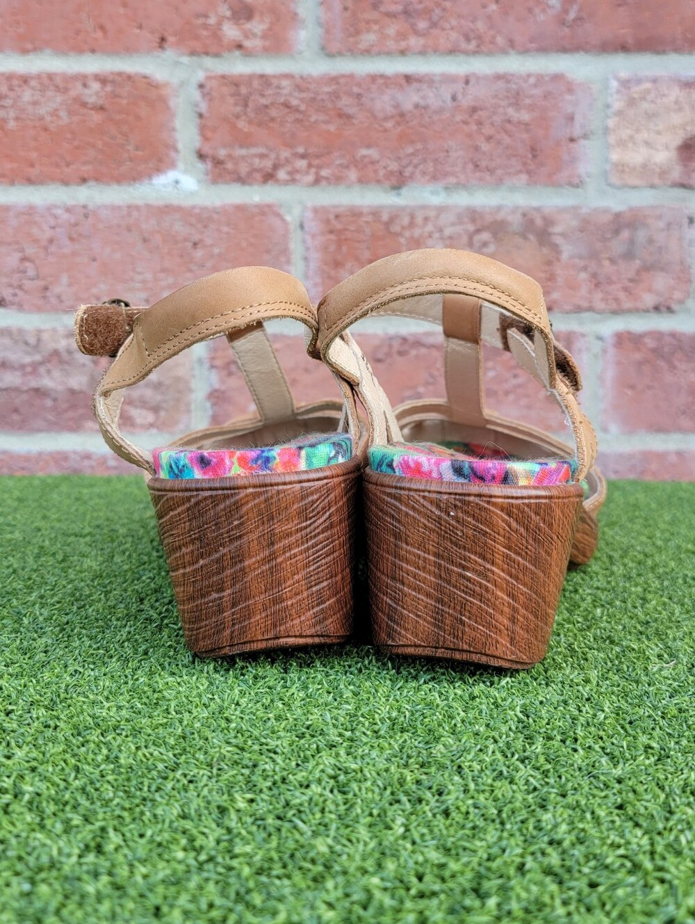 Women's ALEGRIA Tan T-Strap Wedge Heel Comfort Sandals ~ Size 37 - Picture 6 of 14